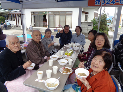 地域交流芋煮会